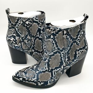 Indigo Rd. Adore Snakeskin Boots Block Heel 8.5